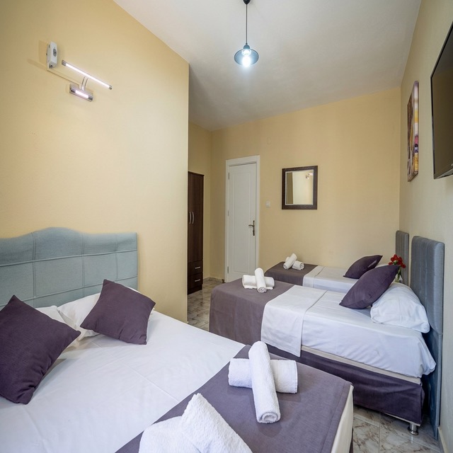 Standart Üç Kişilik Oda